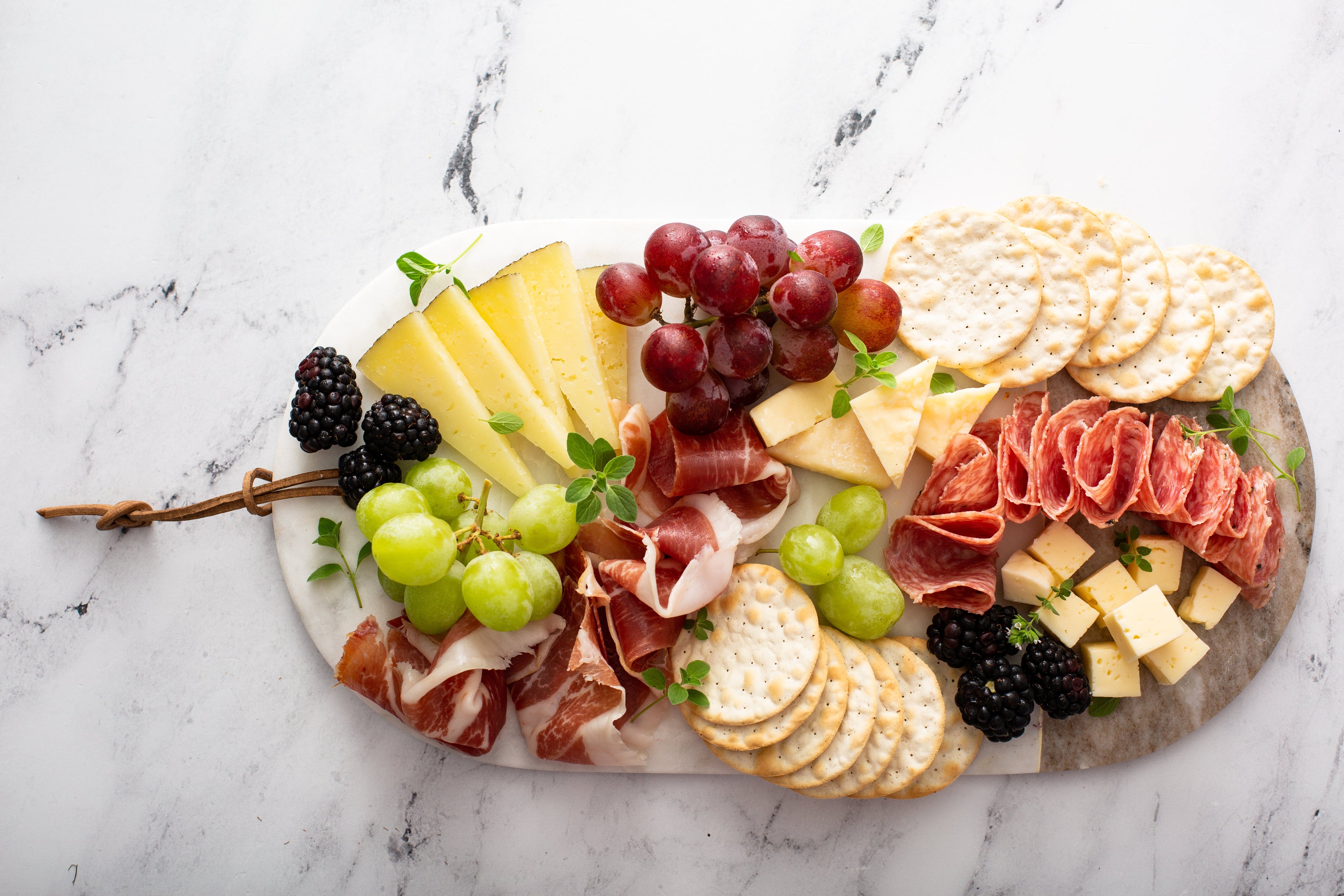 Tabla de quesos y charcutería — maridaje de vino